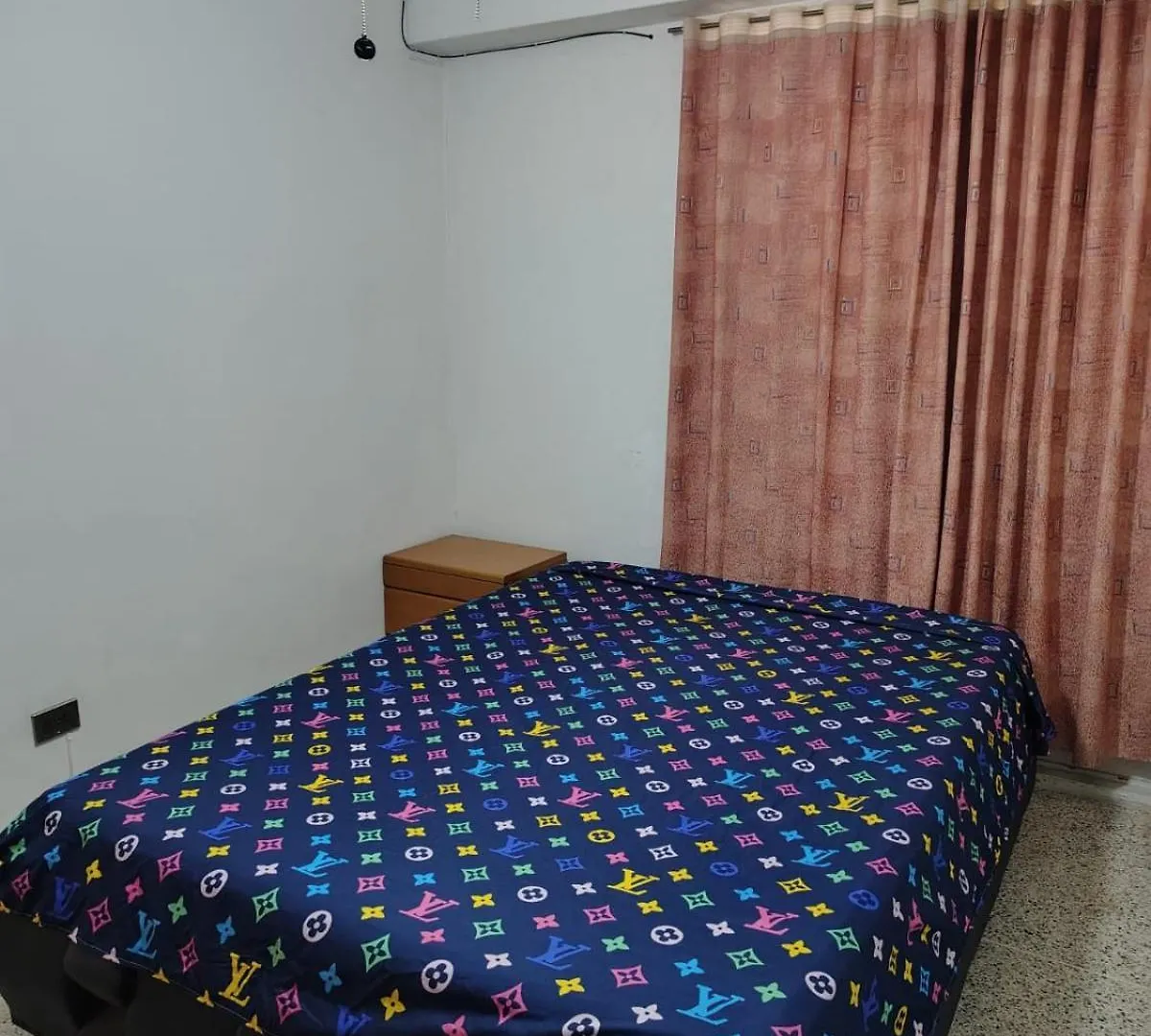 Habitacion Amoblada Con Bano Compartido カラカス